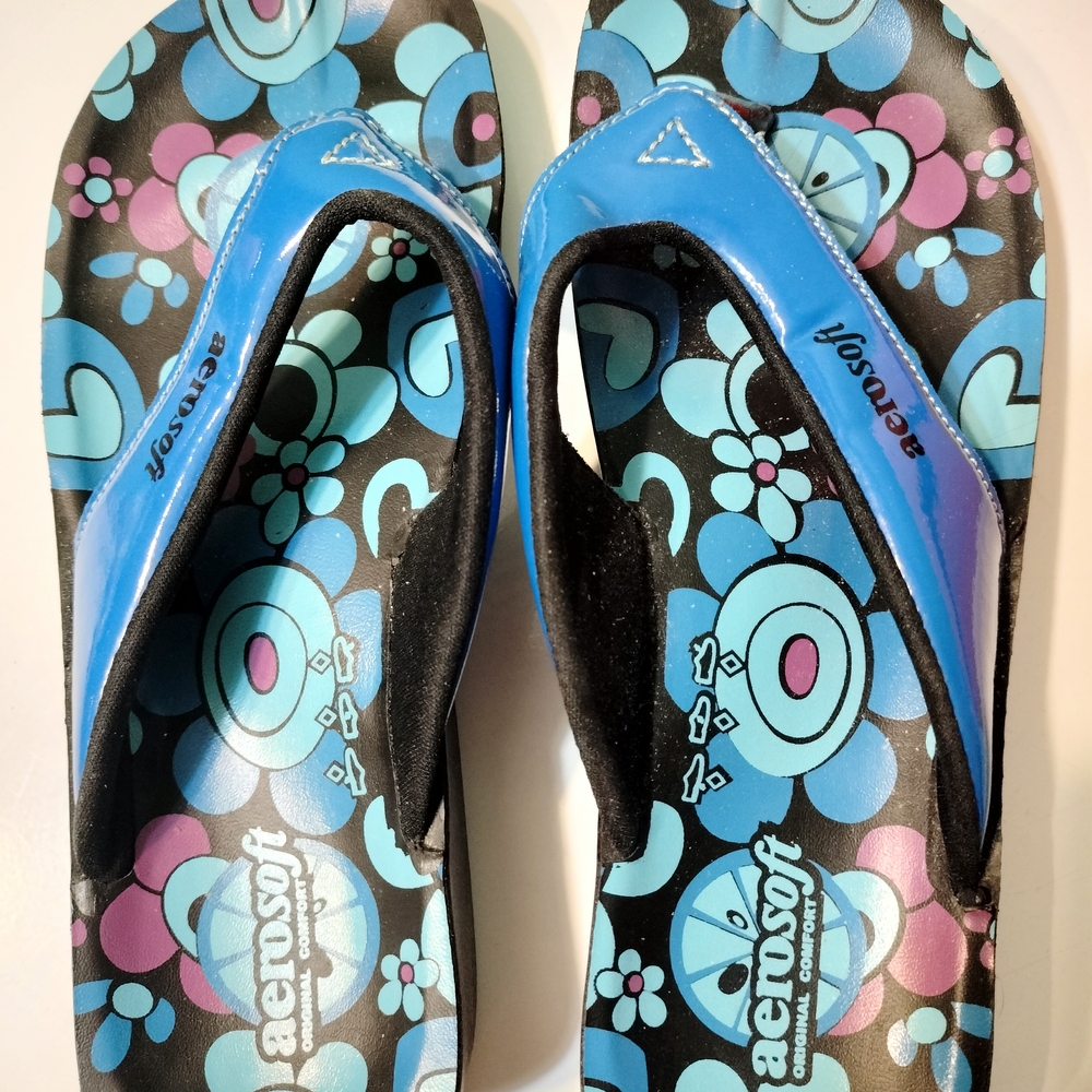 Aerosoft Floral Flip Flops